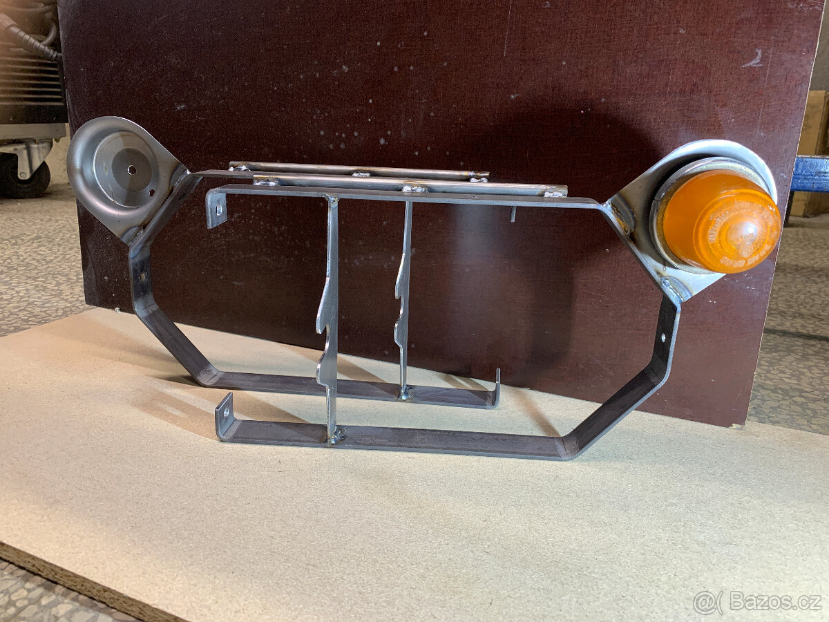 Rámečky světel Zetor 6911 - 4