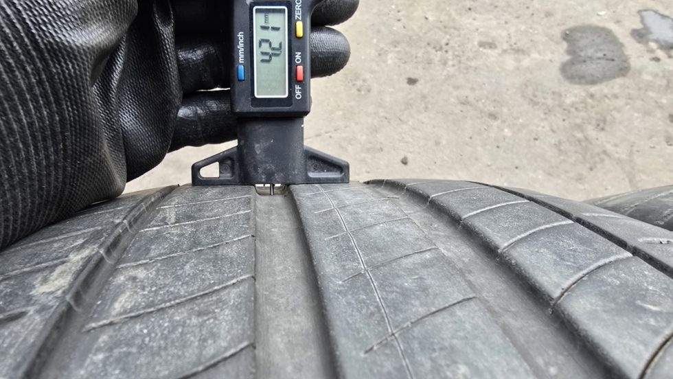 Letní pneu 245/40/19 Michelin Run Flat - 4