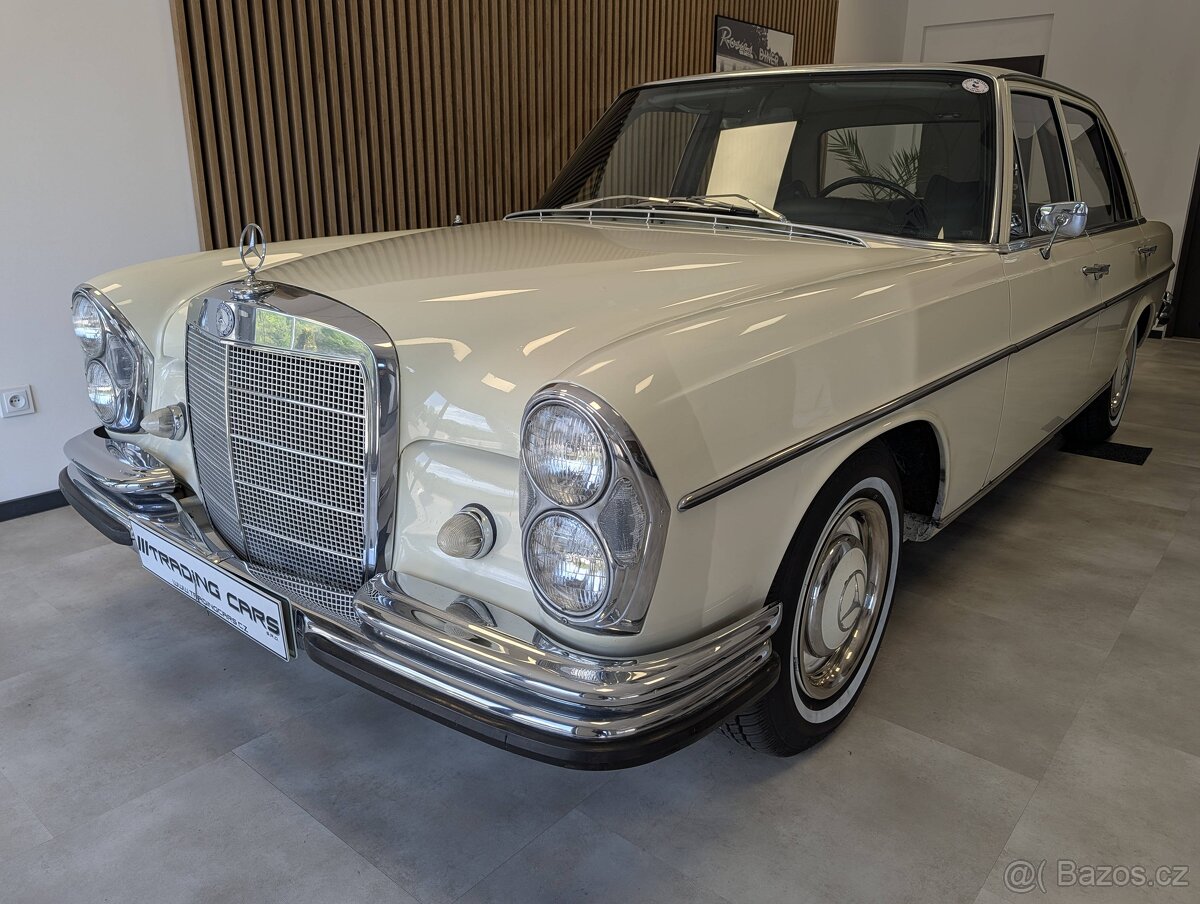 Mercedes-Benz 250S W108 - 4