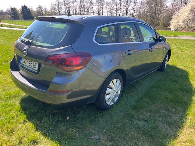Opel Astra 1.7 DT - 4