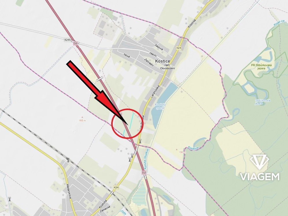 Pole 1 963 m² - 4
