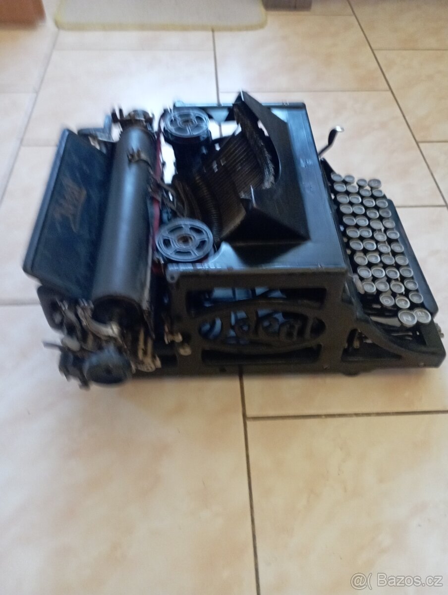 Psací stroj - 4