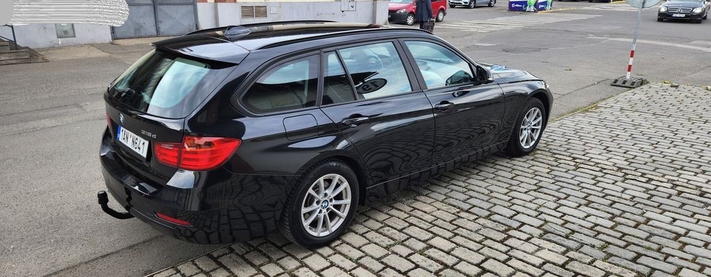 BMW Řada 3, 2.0dXENONAUTOMATTAŽNÉSERVIS - 4