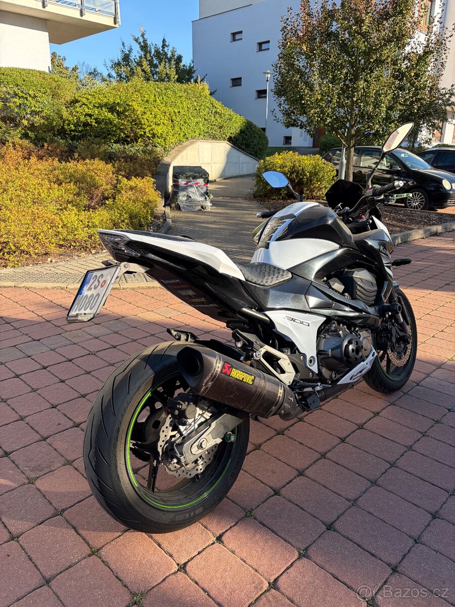 Kawasaki Z800 ABS - 4
