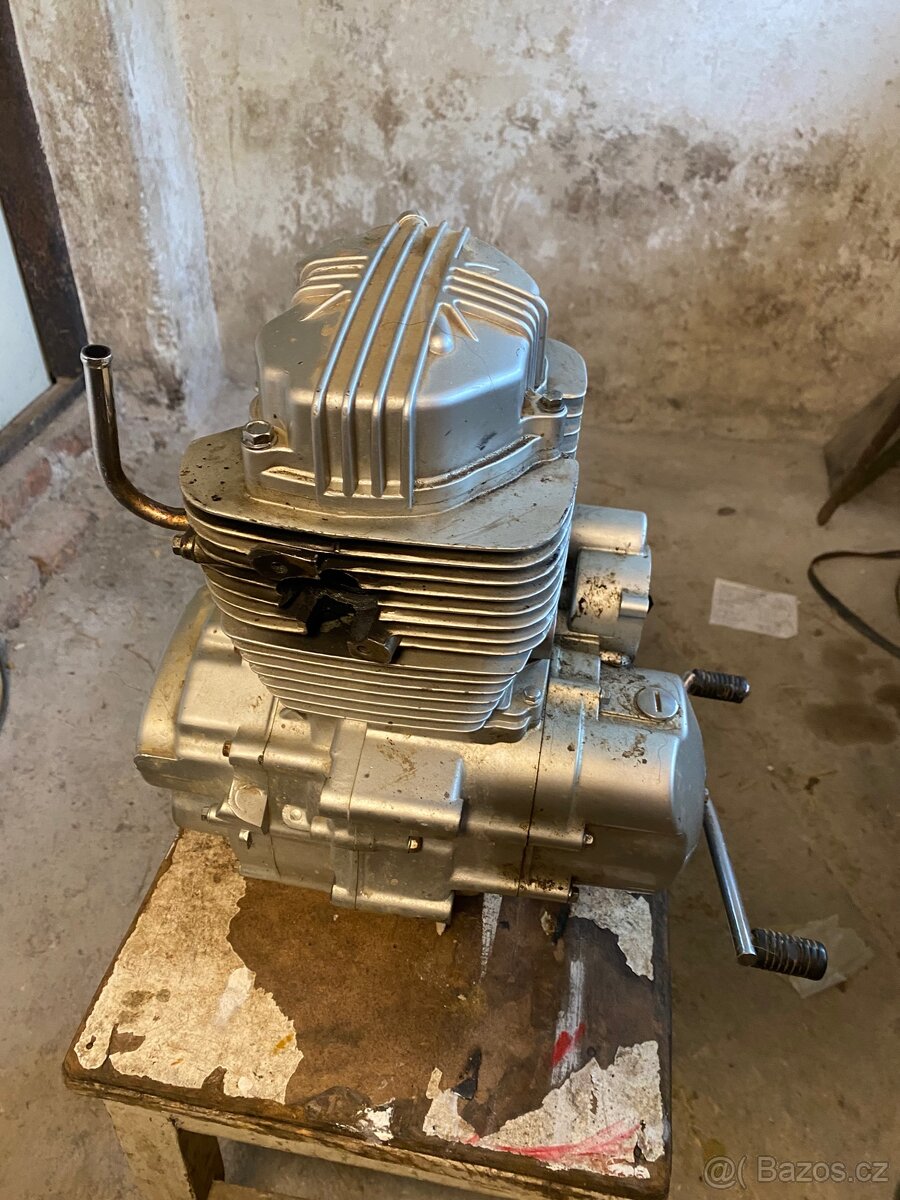 Bashan 200 motor