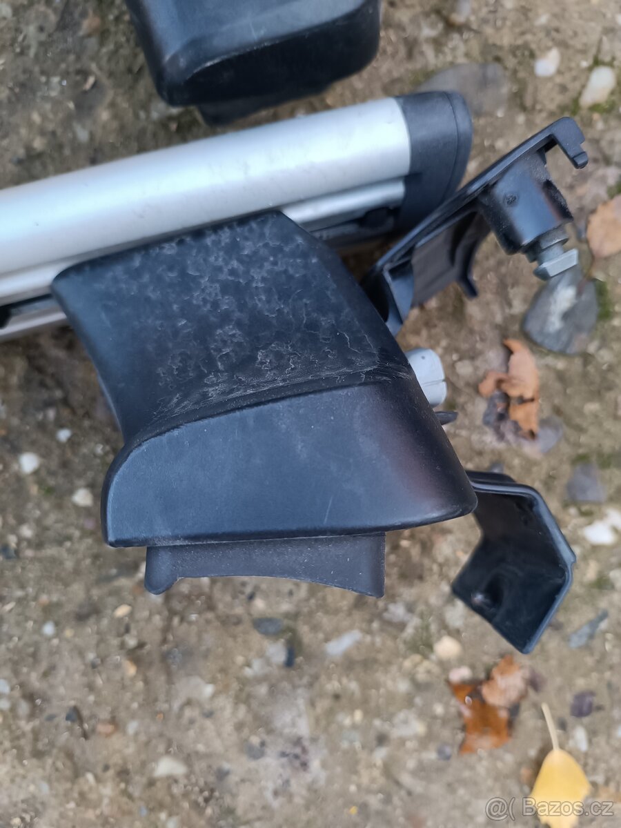 Příčníky Thule na Mondeo - 4