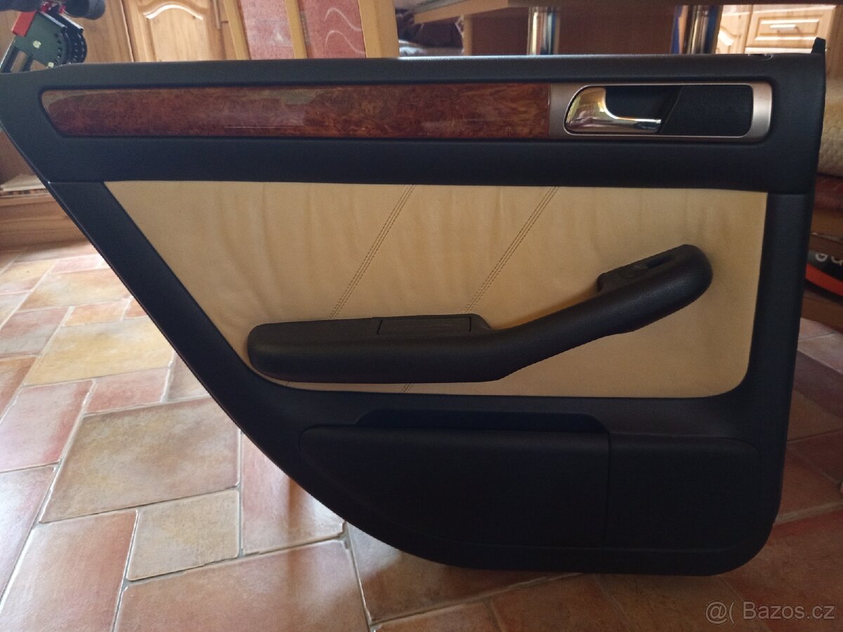 Prodám dveřní panely na Audi A6 nebo S6 - 4