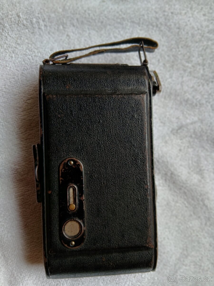 Analogový fotoaparát. - 4