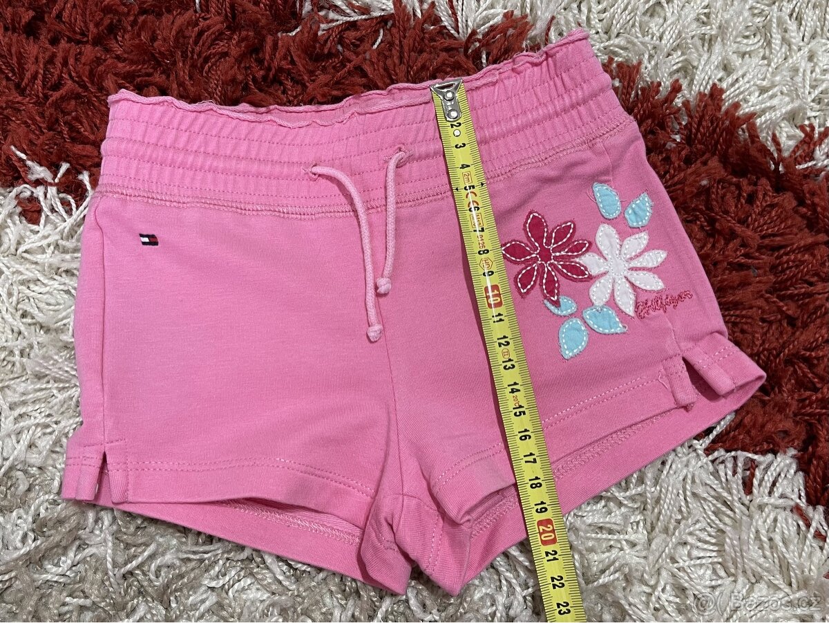 Růžové kraťasy Tommy Hilfiger - 4