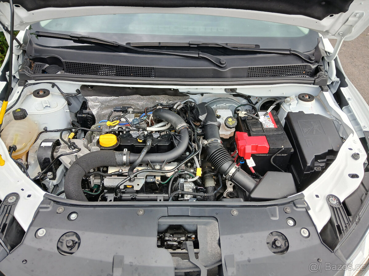 Dacia Sandero 1.0Tce jen 30.000 Km nová STK - 4