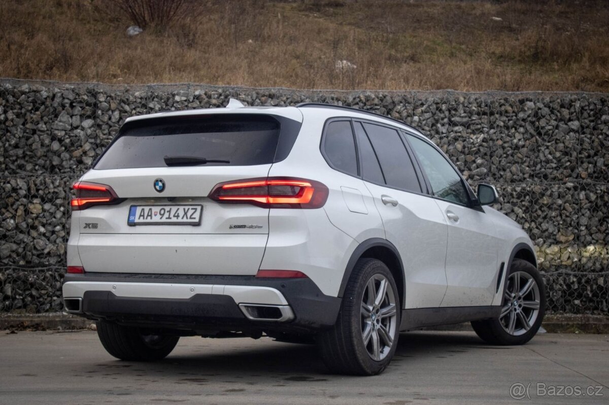 BMW X5 xDrive 45e 210kW AT/8 2020 - 4