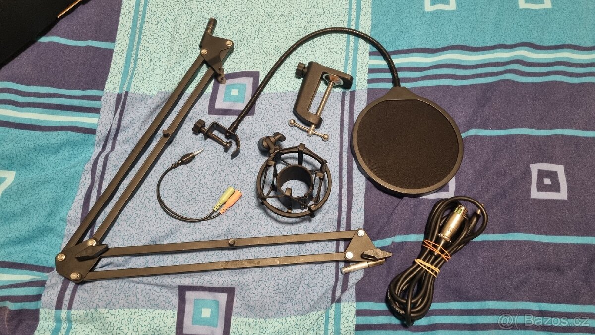 MIKROFON YENKEE - S PŘÍSLUŠENSTVÍM - 4