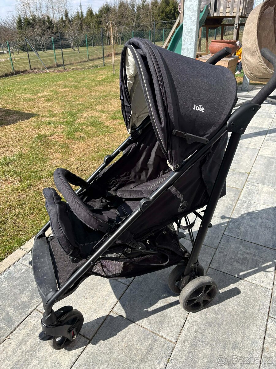 Dětský kočárek - 4