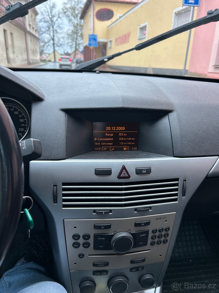 Astra 1.7 CDTI 2010 ČR - 4