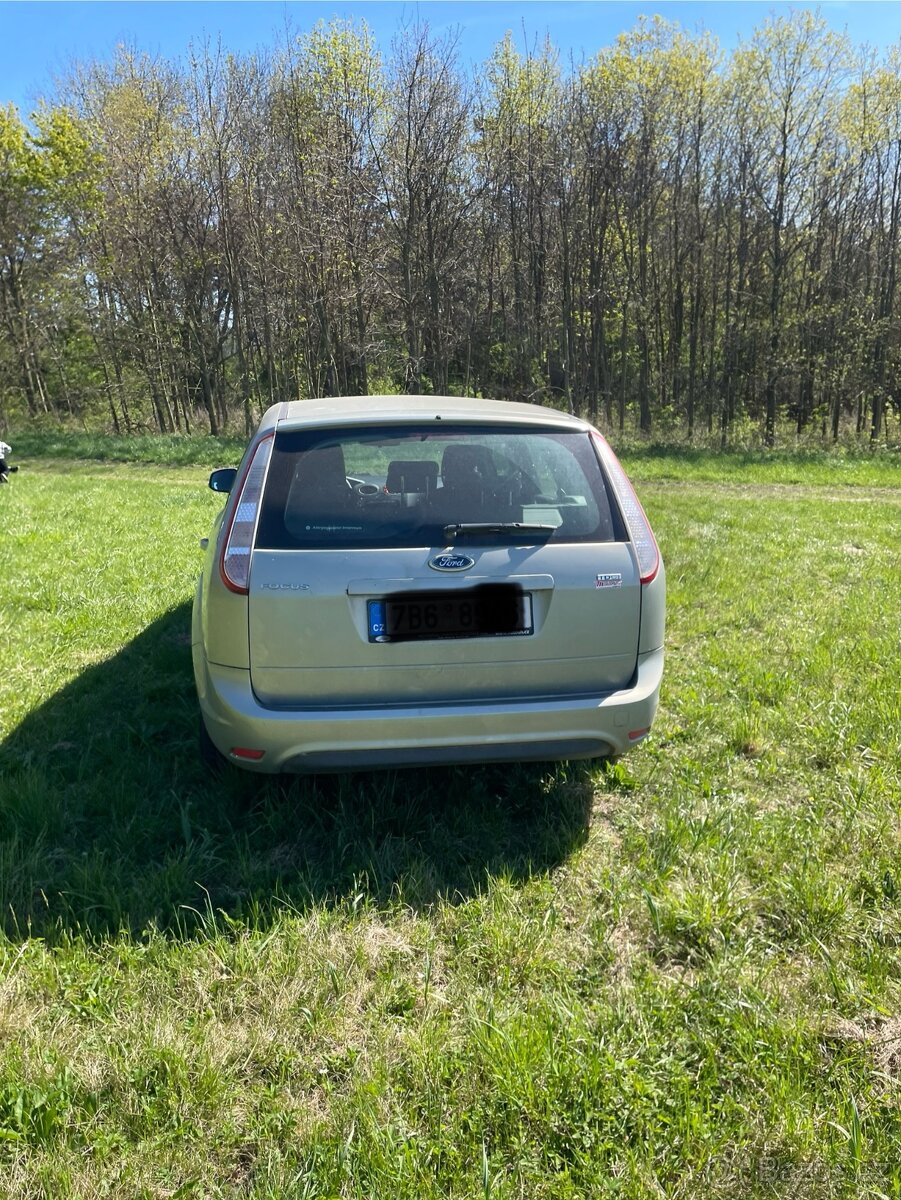 Ford focus 1.6 tdci - 4