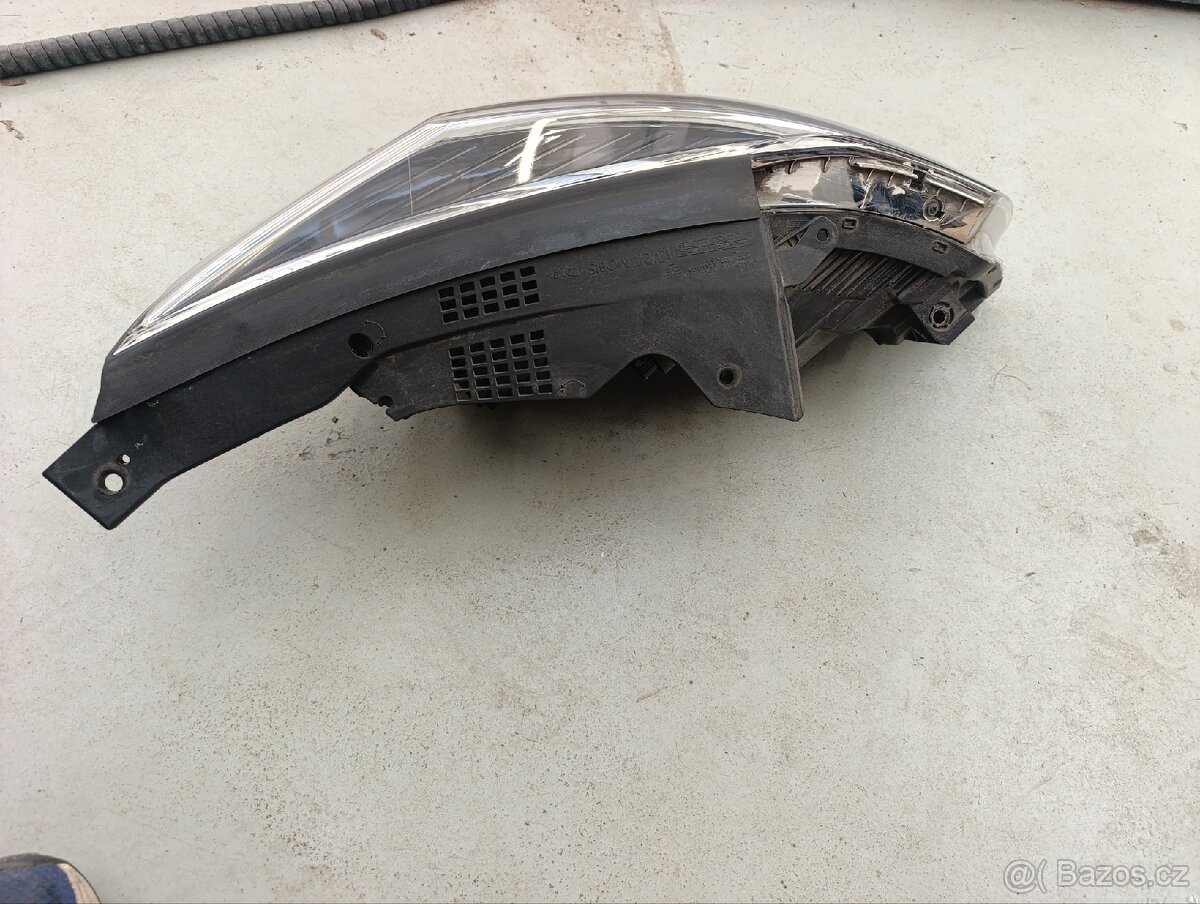 KIA OPTIMA levé přední světlo - 4