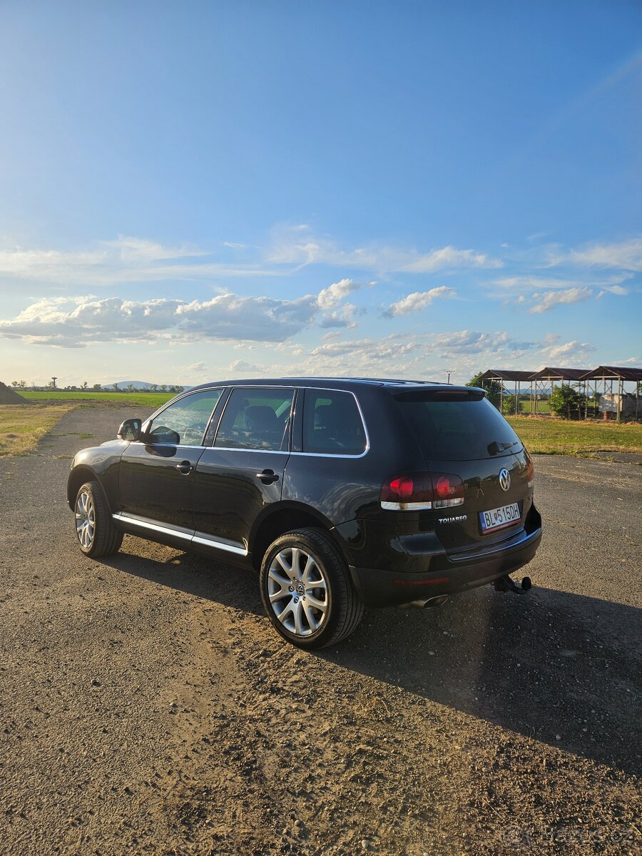 VW Touareg 3.0 V6 TDI - 4
