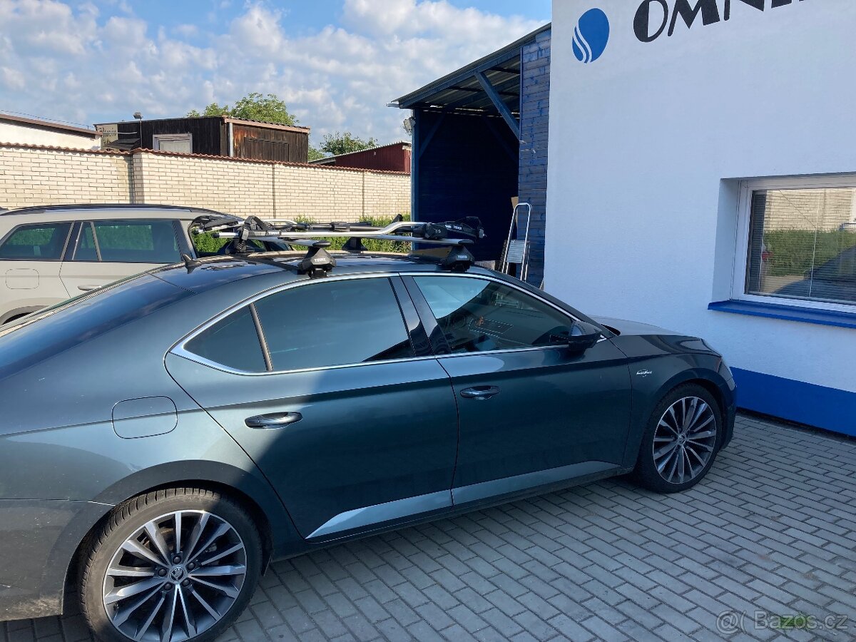 Zahrádka Thule Škoda Superb - 4