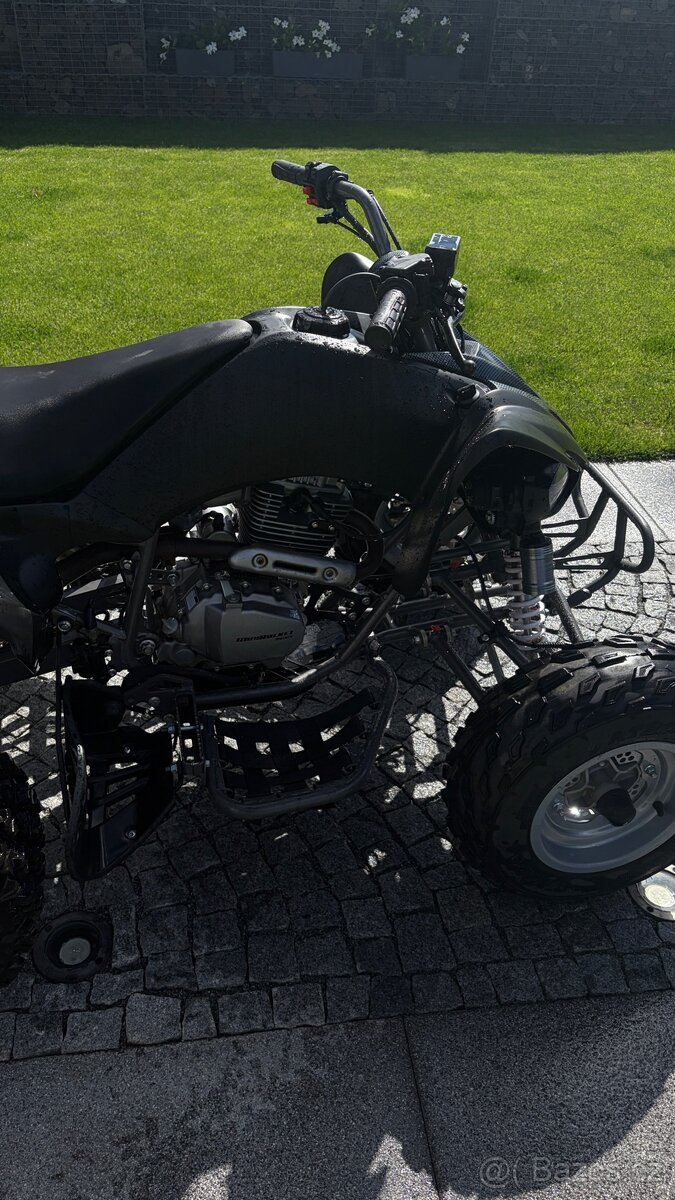 Čtyřkolka pentora 250cc - 4