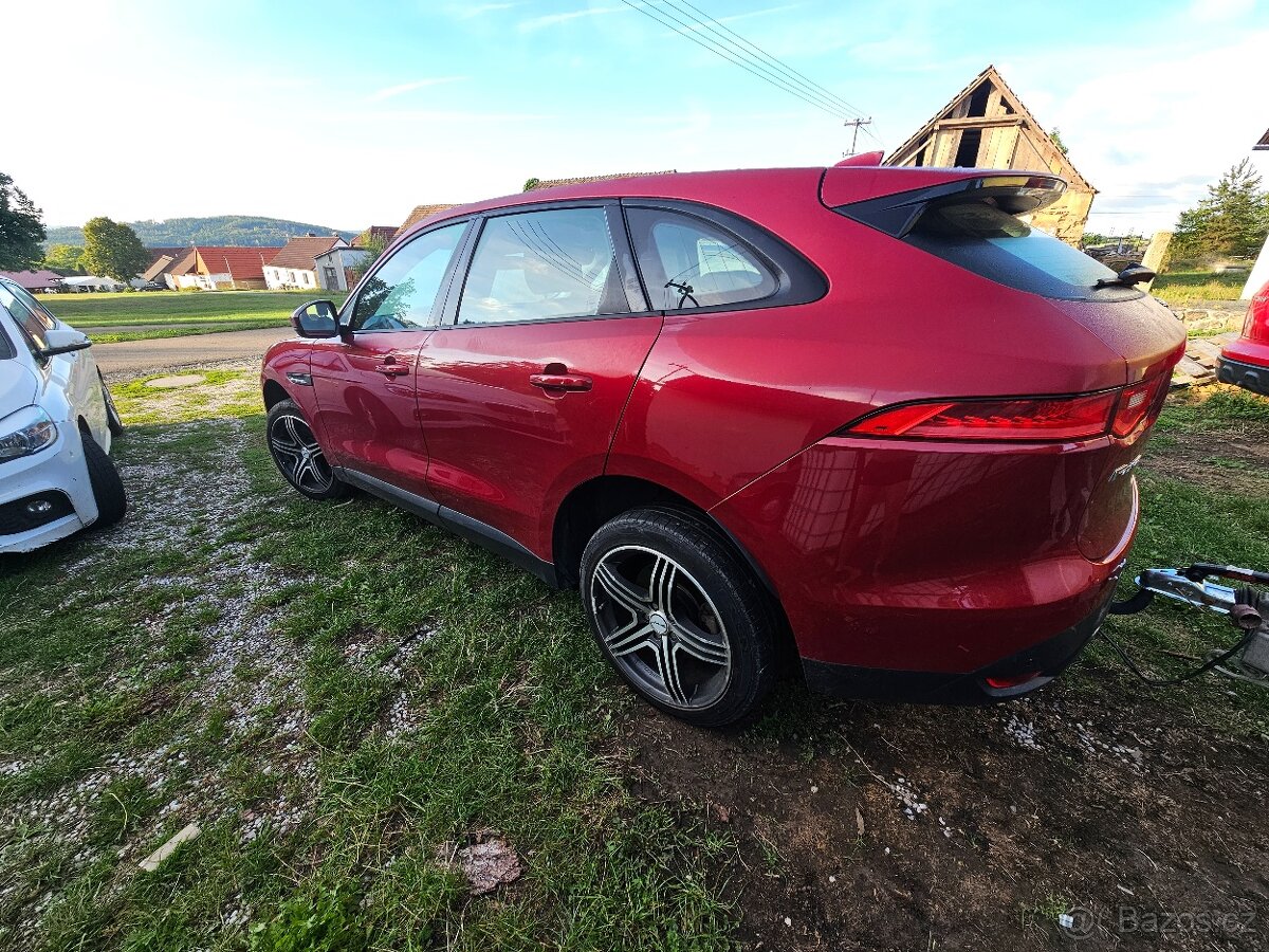 Jaguar f-pace 3d - 4