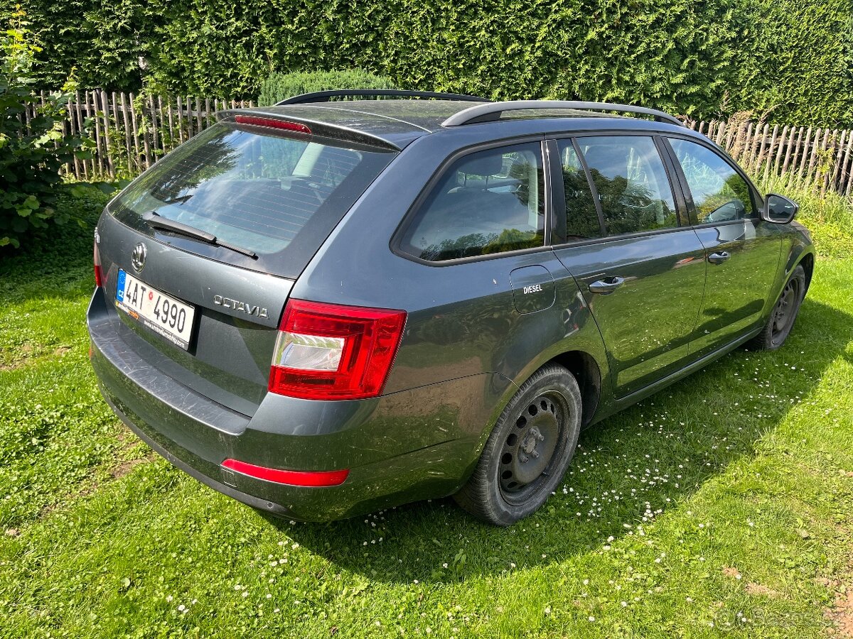 Prodám Škoda Octavia 1.6 TDi dsg - 4