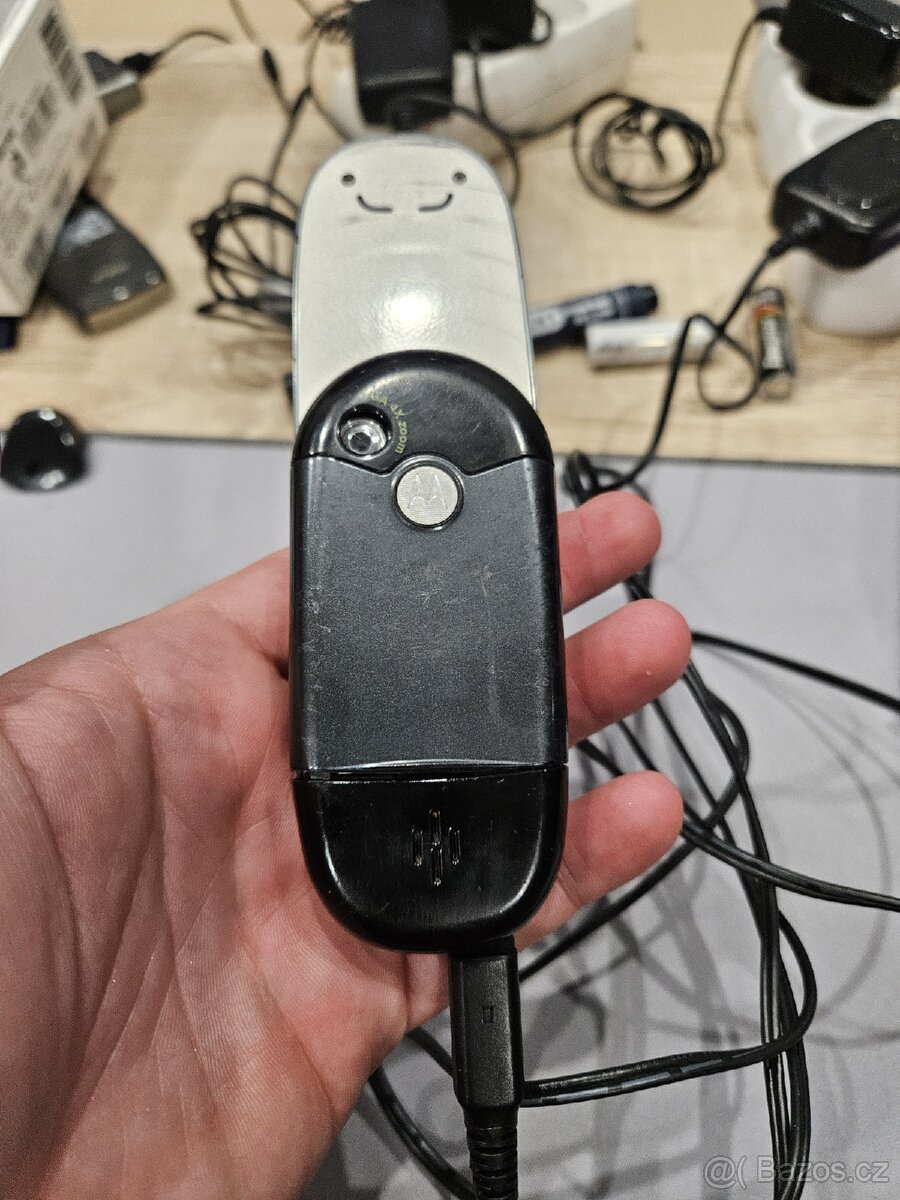 Motorola v80 - 4