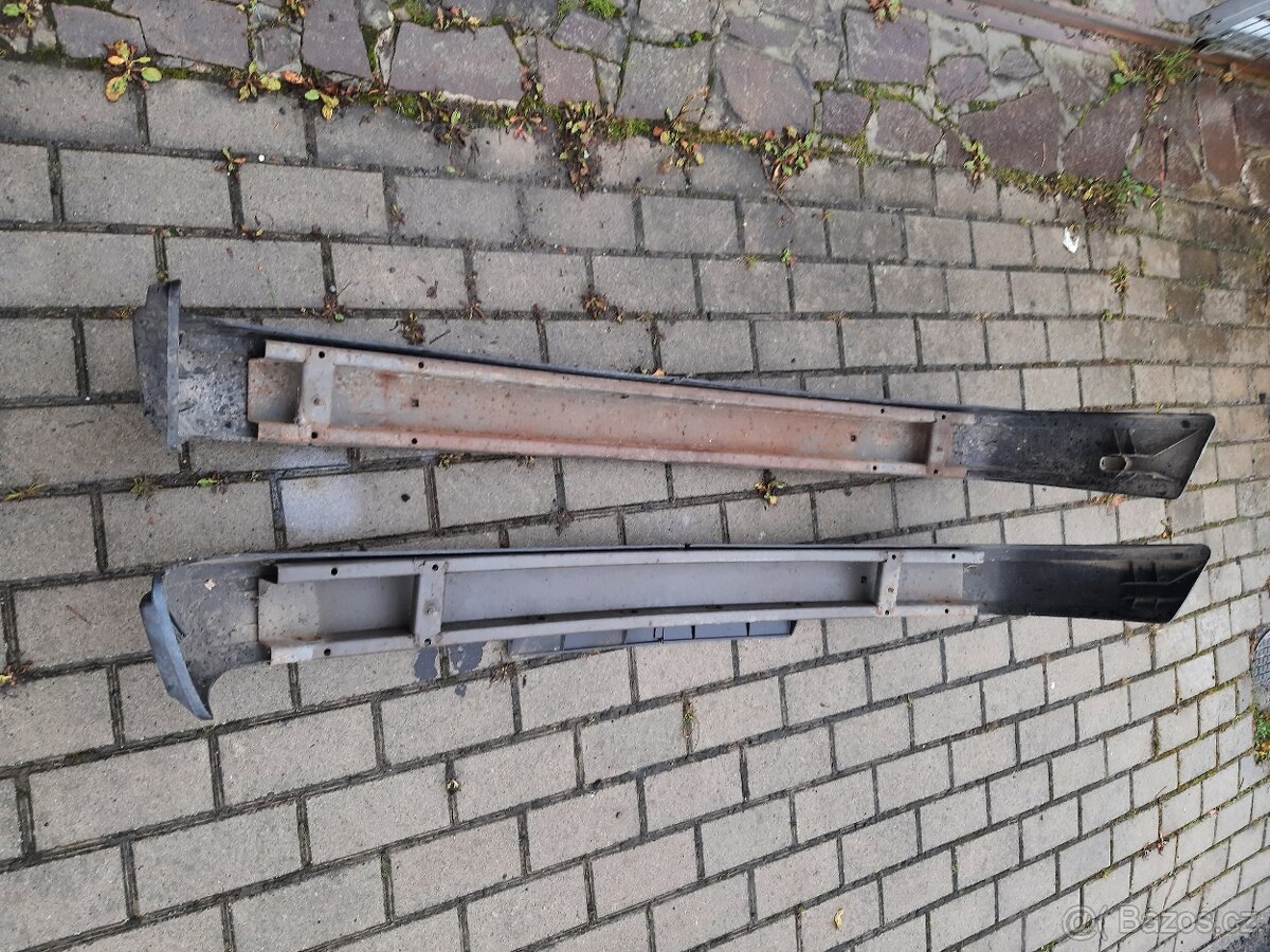 Nárazníky Škoda plast - 4