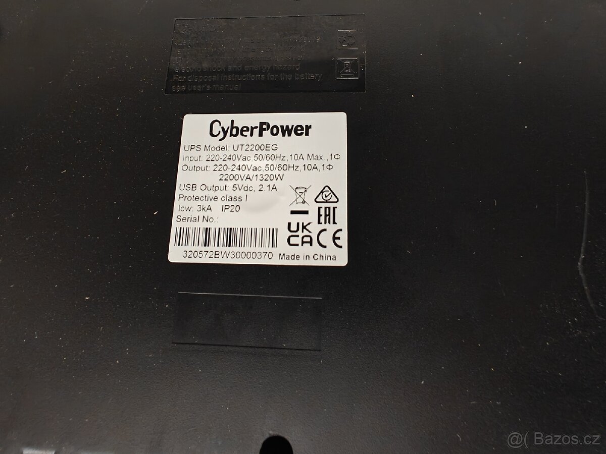 Záložní zdroj CyberPower UPS - 4