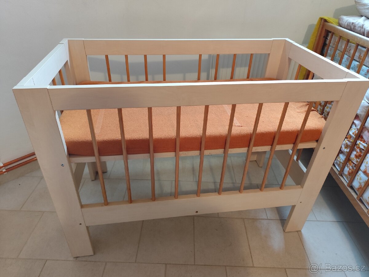 Kvalitní dětská postýlka s přebalovacím pultem - 4