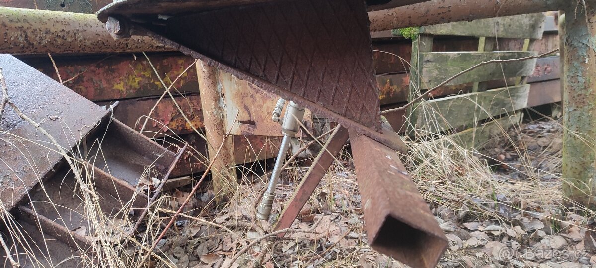 Nerezová sila 1200l - 4