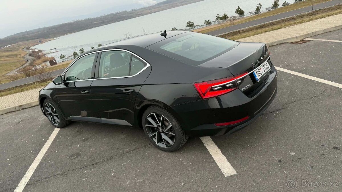 Škoda Superb 2.0TDI 110kW Style + DSG - 4