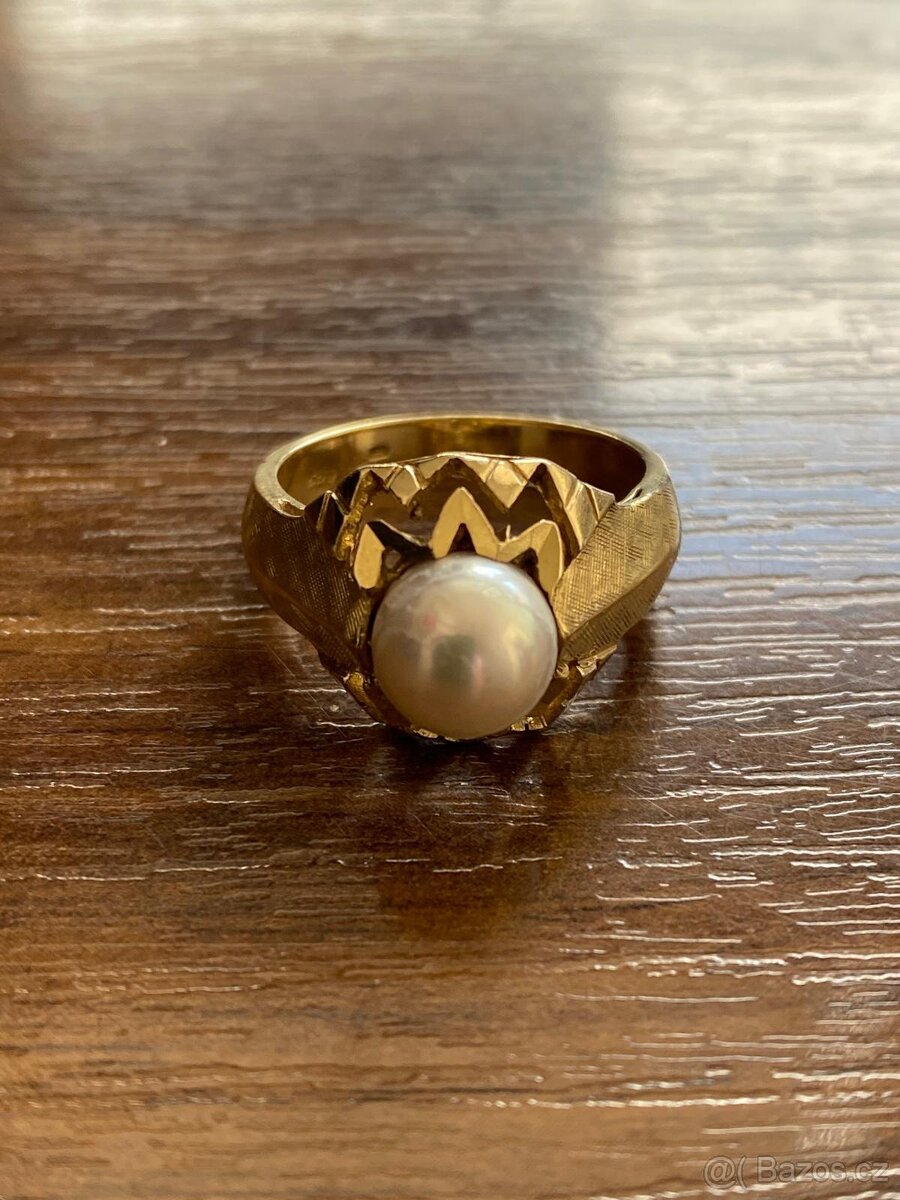 Zlatý dámský prsten s perlou - 4