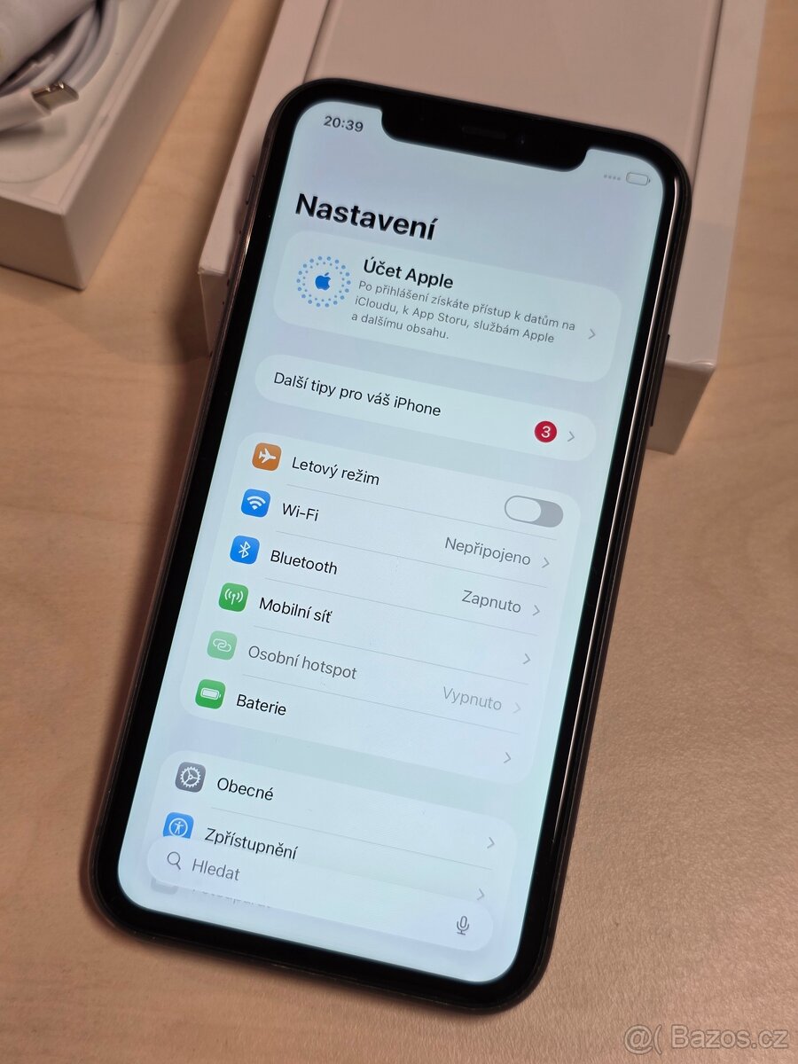 iPhone 11 64gb černý komplet - 4