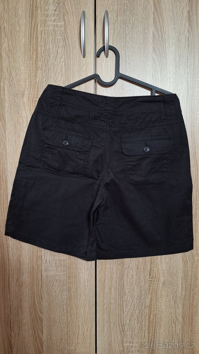 Dámské černé kraťasy - 4