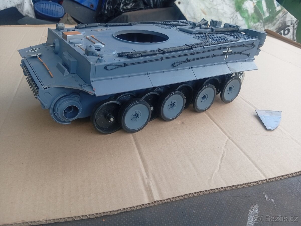 Torzo RC tanku - 4
