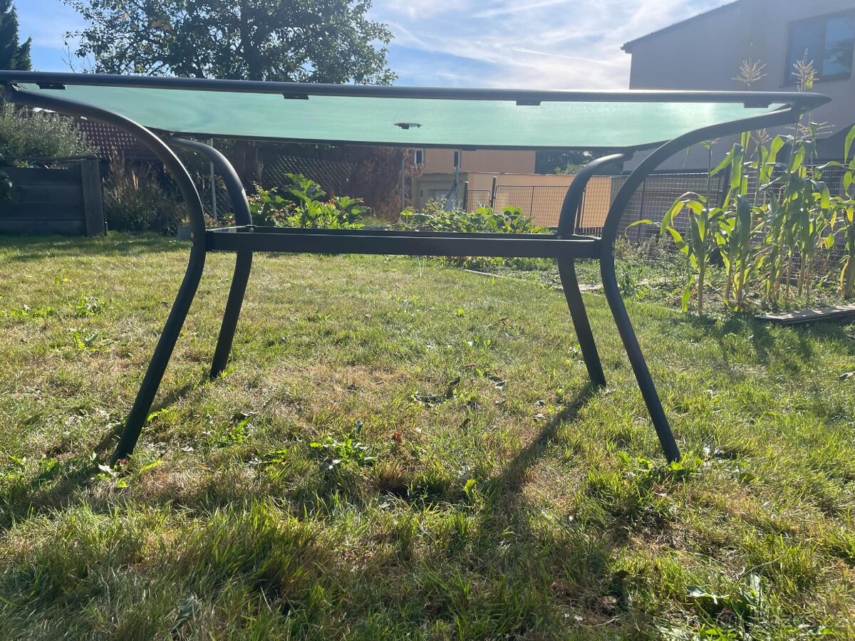 Zahradní stůl - 4