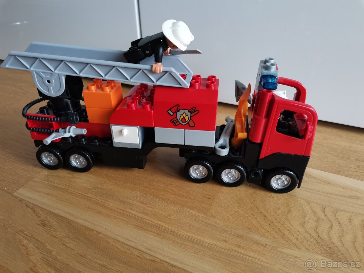 Lego duplo 4977 Hasiči-hasičské auto - 4