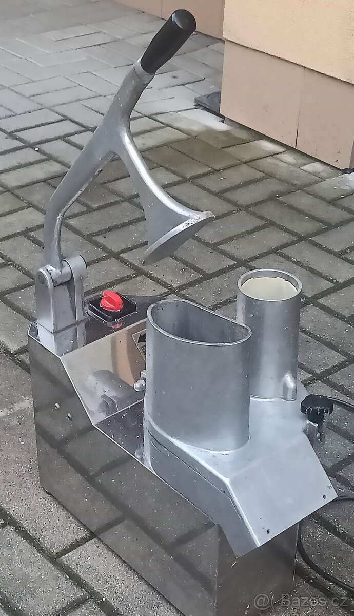 Krouhač, plátkovač zeleniny a sýrů - 4