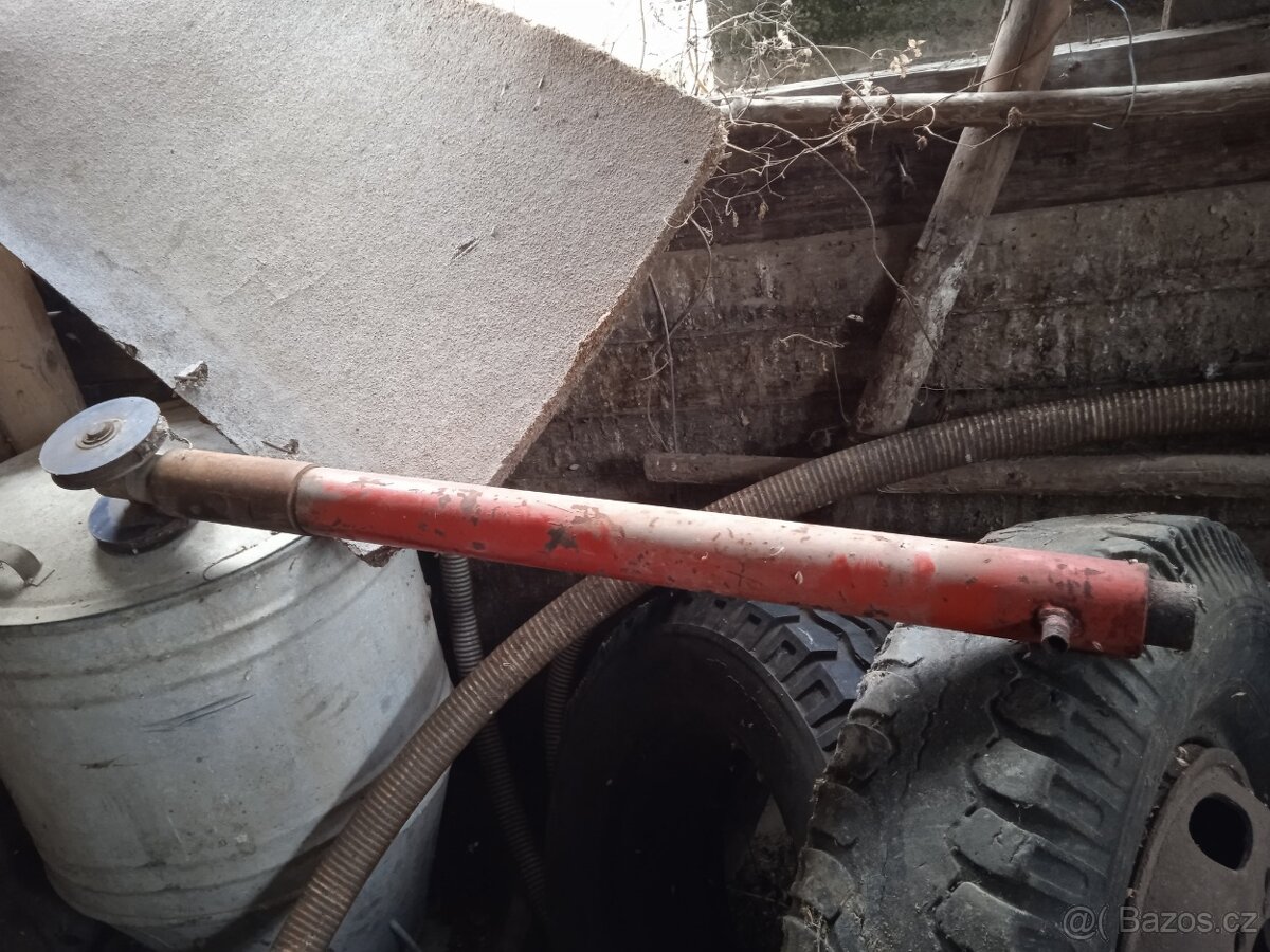 rozvaděč pístnice portál Zetor Crystal - 4