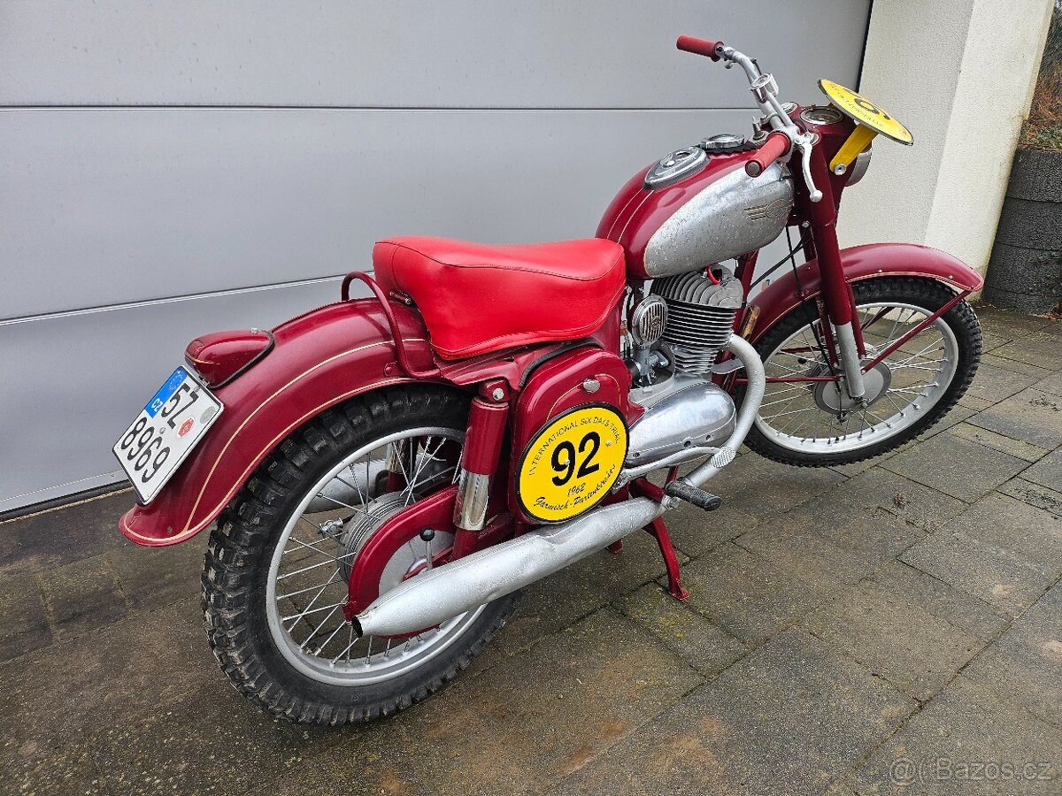 Jawa 250 553 libeňák - 4