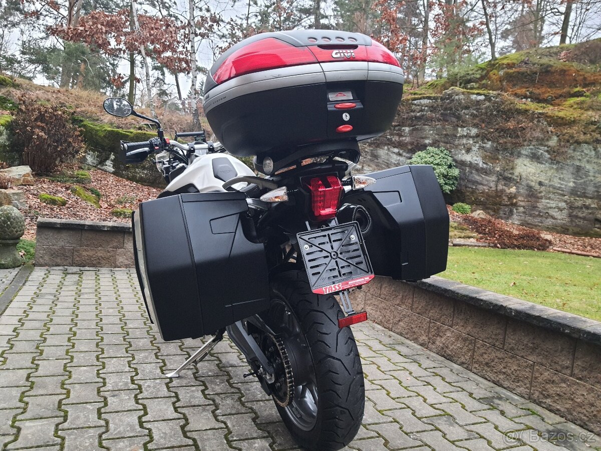 Triumph Tiger 800 XRT - SUPER STAV + VÝBAVA - 4