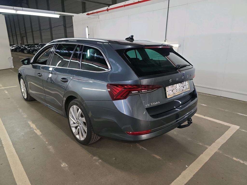 Škoda Octavia Hybrid - 4