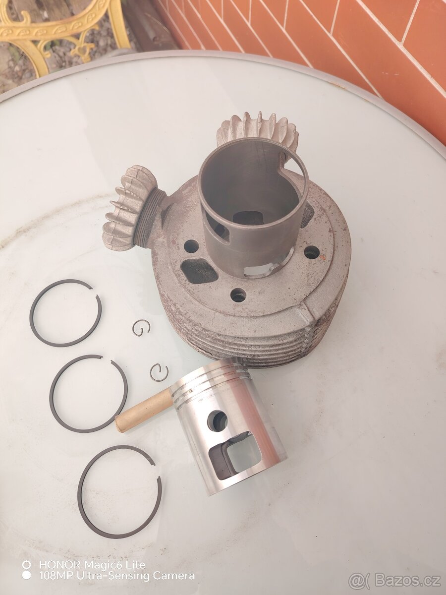 Jawa 250 / 353 / pérák - 4