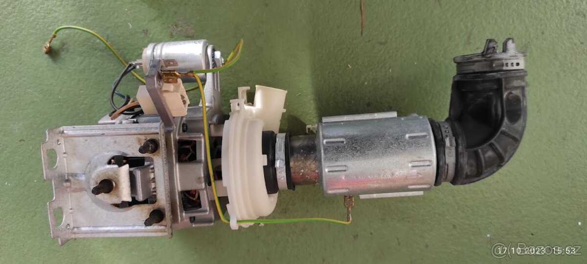 Myčka Whirpool ADP 4738 nahradni díly - 4