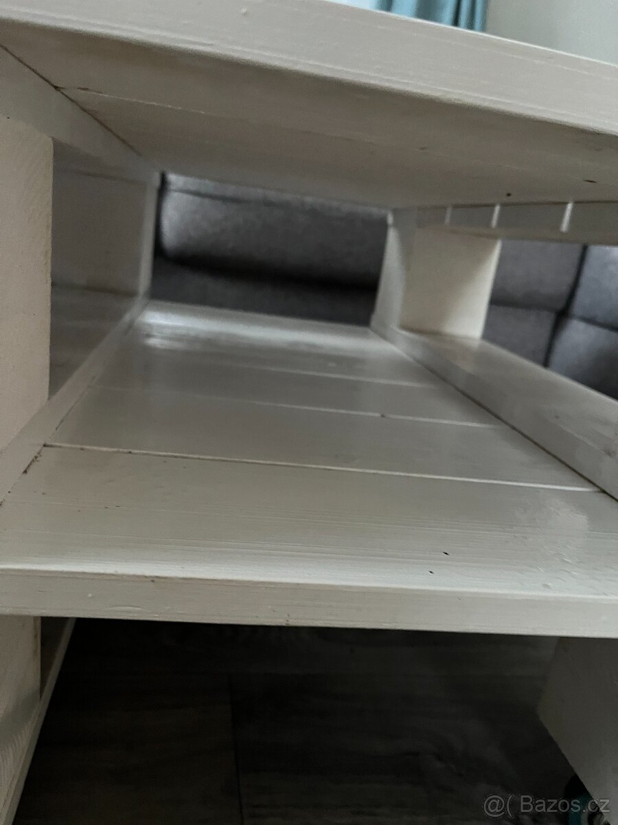 Paletový konferenční stolek - 4