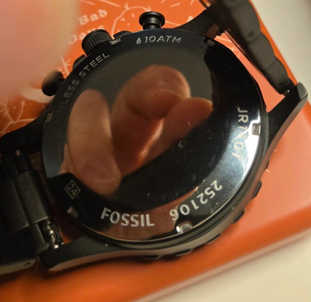 Fossil - 4