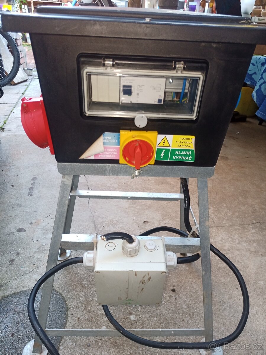 Staveniští rozvaděč - 4