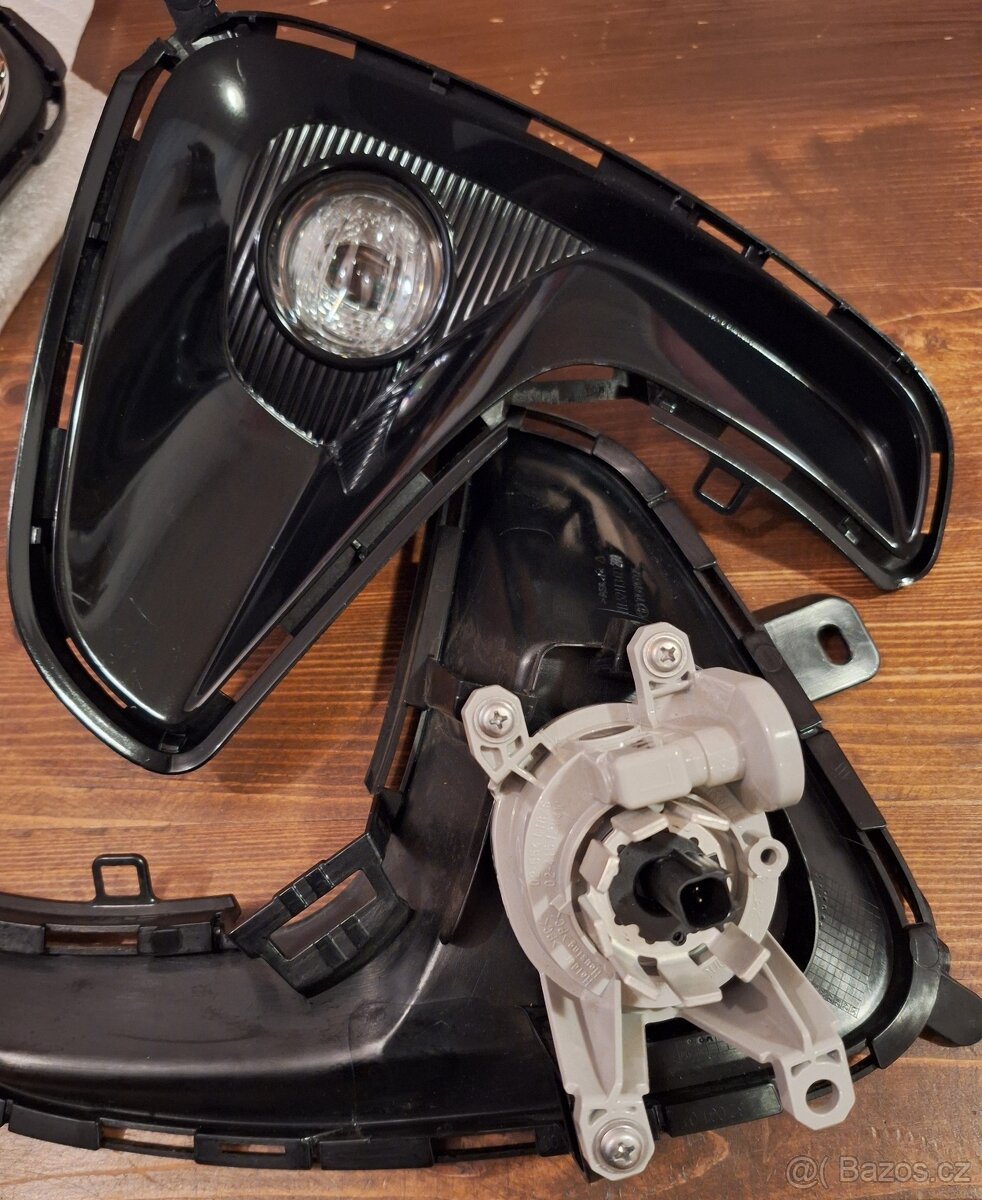 Toyota Aygo X, Yaris, Peugeot, Citroën - znak, mlhovky, led - 4