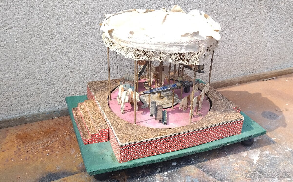 Velký mechanický kolotoč - 4