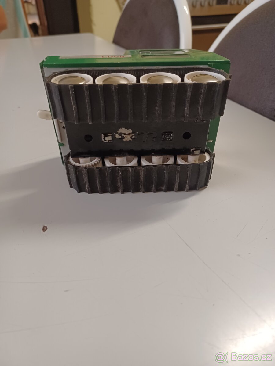 Plechové Autíčko. - 4